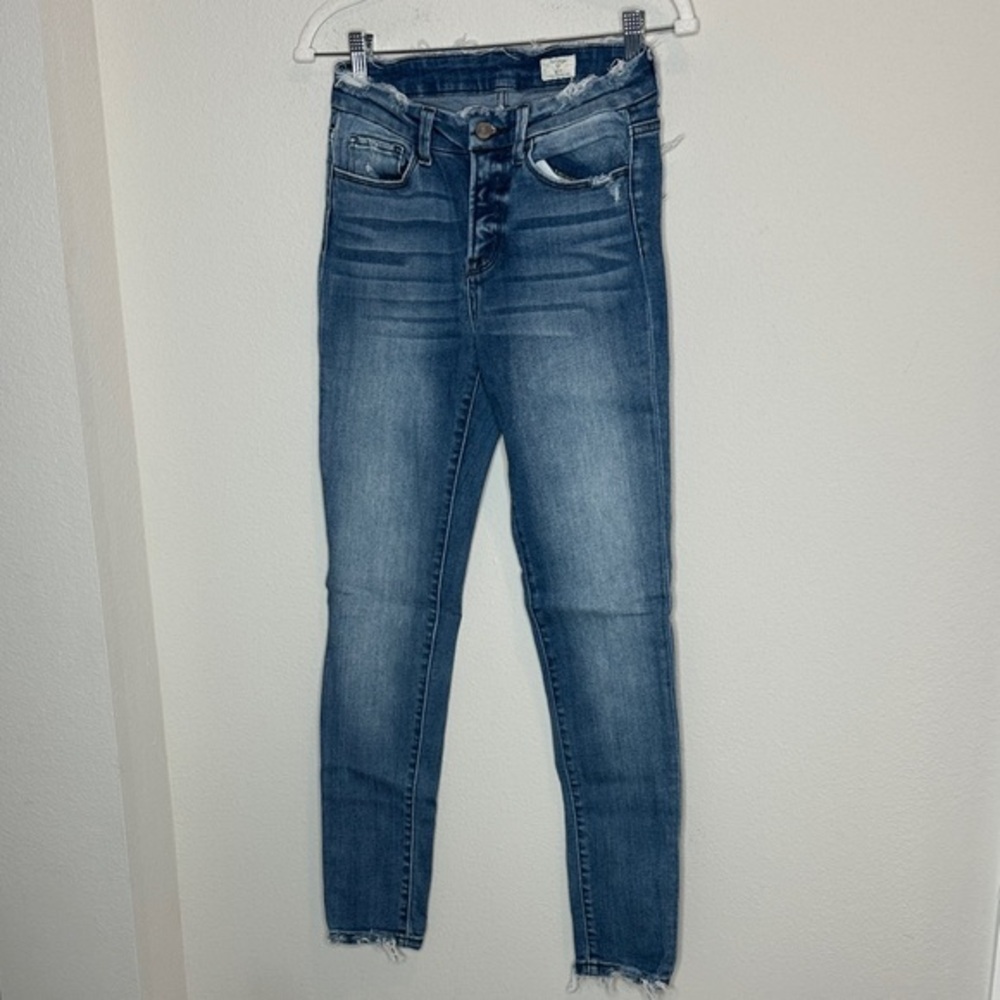 Stylish Blue Skinny Jeans